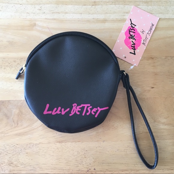 CLEARANCE!💋FINAL PRICE🎉BETSEY JOHNSON coin purse - Picture 2 of 6